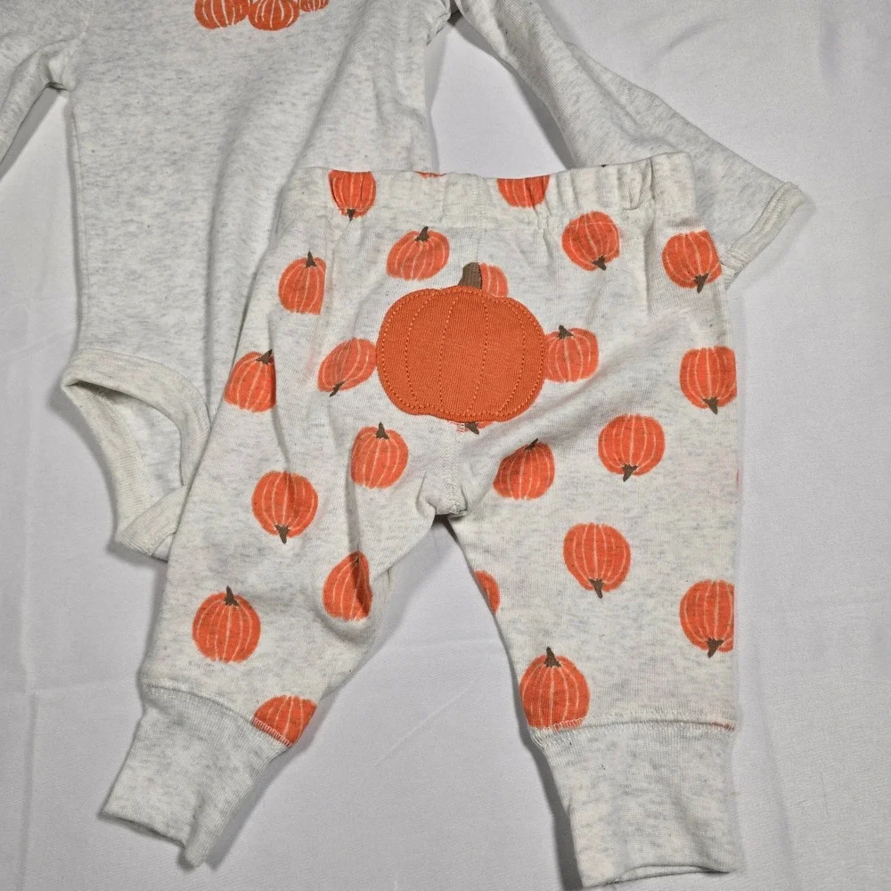 Carter's‎ 0-3mo Baby Outfit Hello Pumpkin Bodysuit and Pants Set Gray